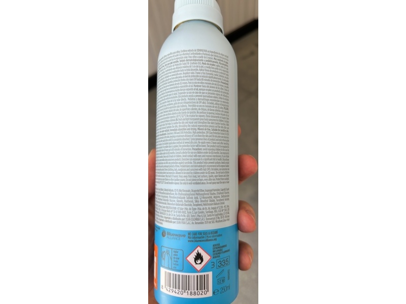 Isdin Pediatrics Wet Skin Transparent Spray, SPF 50 Siempreviva Extract, 250 mL
