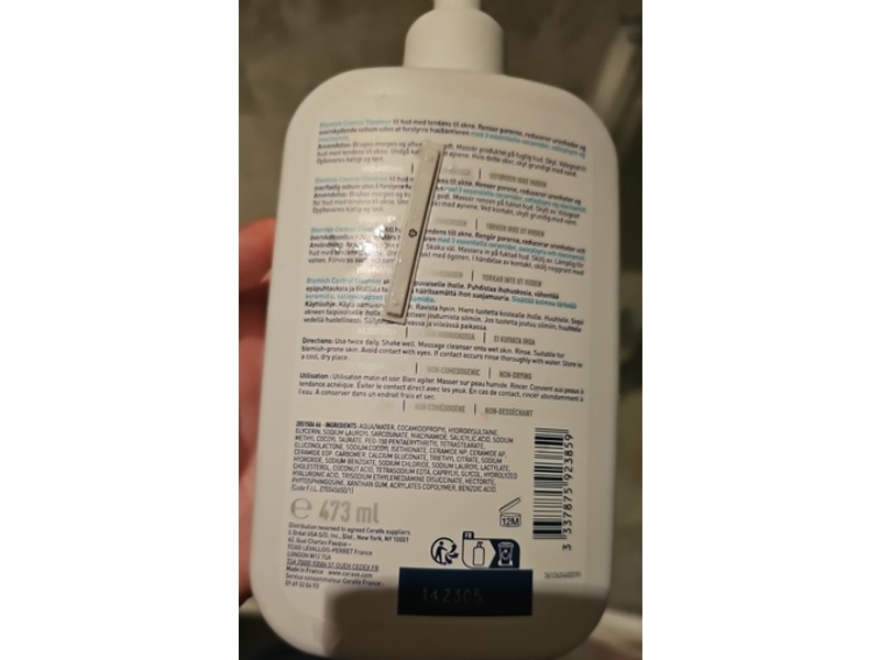 CeraVe Blemish Control Cleanser, Ceramides, Salicylic Acid & Niacinamide, 16 fl oz/473 mL