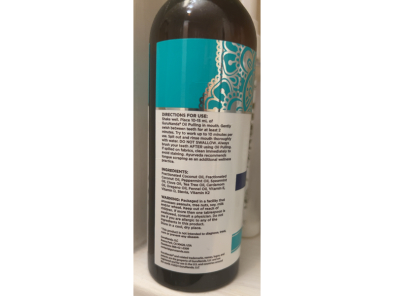 Guru Nanda Oil Pulling Oral Rinse, Coconut + Mint, 8 fl oz/237 mL