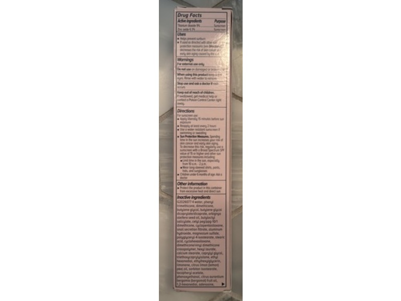 It Cosmetics CC+Illumination Cream, Fair Light, SPF 50+, 1.08 fl oz/32 mL