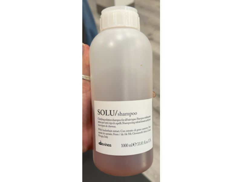 Davines Solu Clarifing Shampoo, 33.81 fl oz/1000 mL