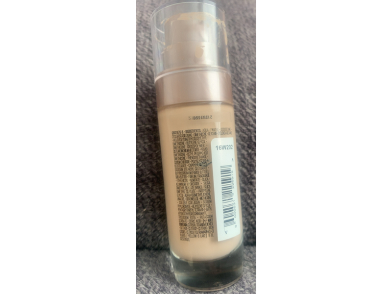 Maybelline New York Dream Radiant Liquid Foundation, Hyaluronic Acid + Collagen, 03 True Ivory, 30 mL