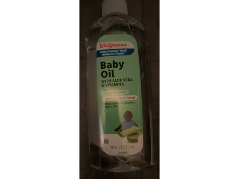 Walgreens Baby Oil, Aloe Vera & Vitamin E, 20 fl oz/591 mL
