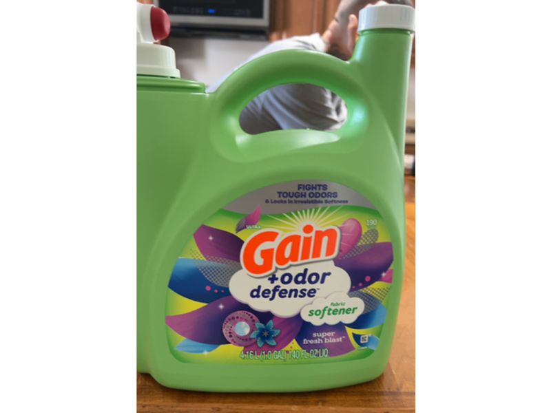 Gain + Odor Defense Fabric Softener, Super Fresh Blast, 190 Loads, 140 fl oz/4.16 L