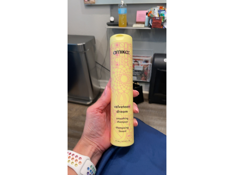 amika: Velveteen Dream Smoothing Shampoo, 9.2 fl oz/275 mL