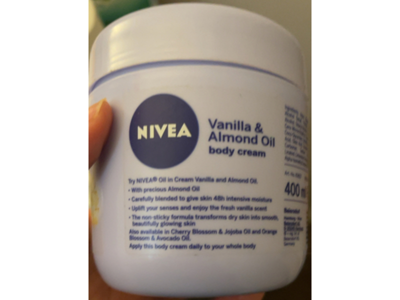 Nivea Vanilla Almond Oil Body Cream, 13.52 oz/400 mL