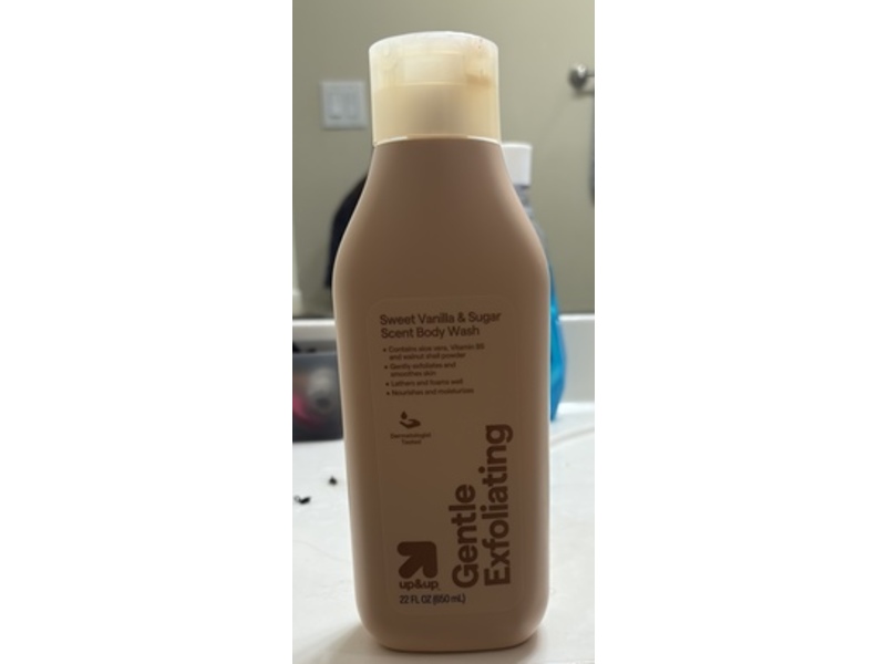 Up & Up Gentle Exfoliating Body Wash, Sweet Vanilla & Sugar Scent, 22 fl oz/650 mL