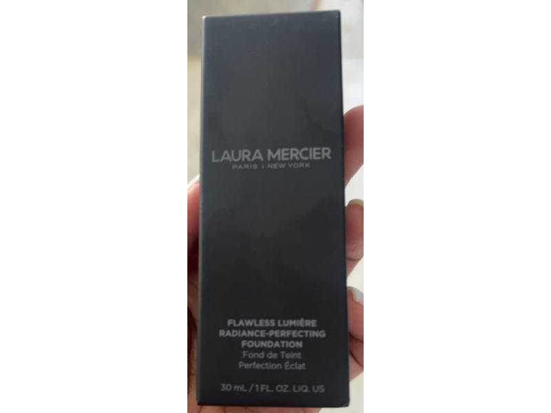 Laura Mercier Flawless Lumiere Radiance-Perfecting Foundation, 4W2 Chai, 1 fl oz/30 mL