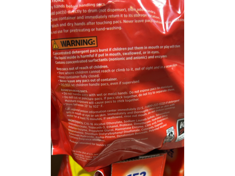 Kirkland Signature Ultra Clean Premium Laundry Detergent Pacs, Fresh Scent, 107.2 oz/3.04 kg, 152 Pac