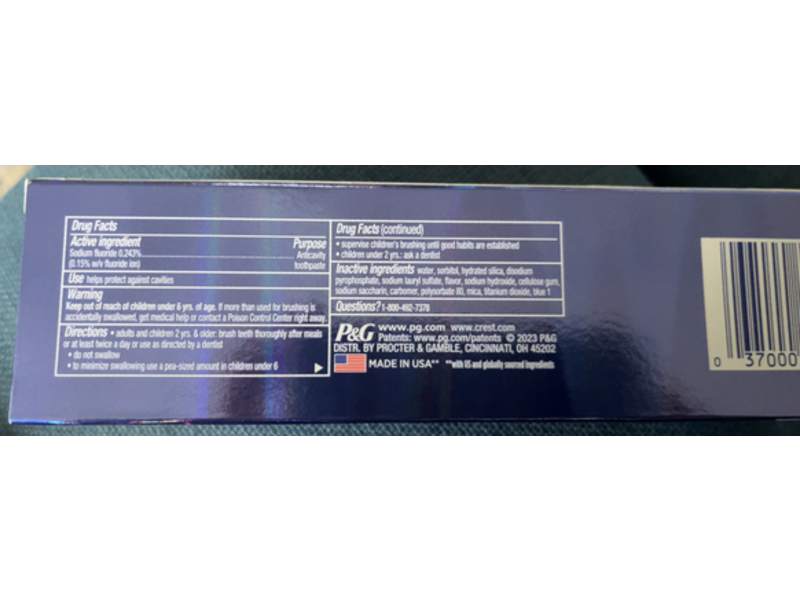 Crest 3D White Intense Whitening Advanced Fluoride Anticavity Toothpaste, Luminous Mint, 3.7 oz/104 g, Pack Of 4