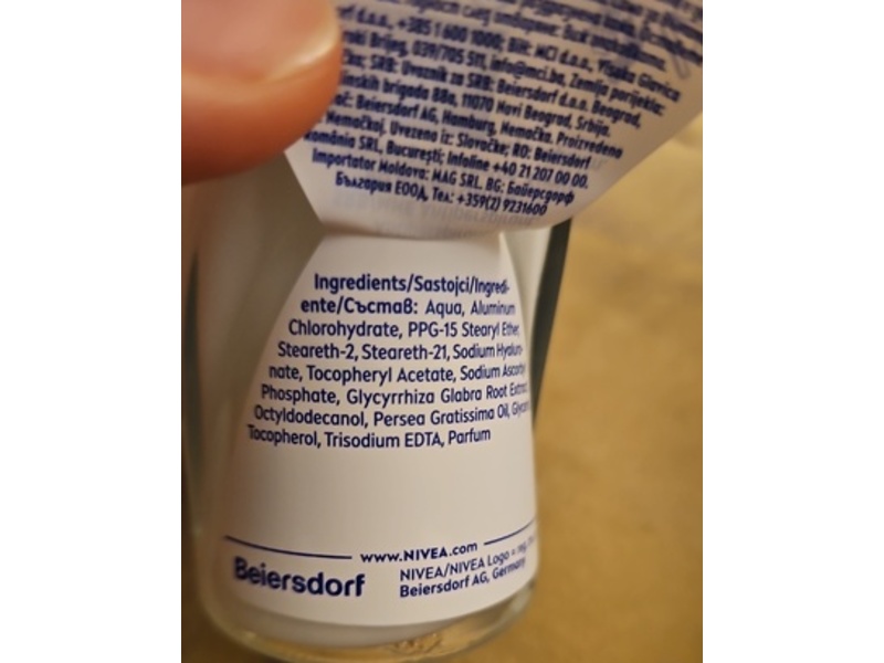 Nivea Derma Control Restore Deodorant Roll-On, Vitamin E, 50 mL