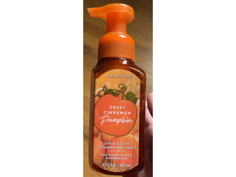 Bath & Body Works Gentle & Clean Foaming Hand Soap, Sweet Cinnamon Pumpkin, 8.75 fl oz/259 mL