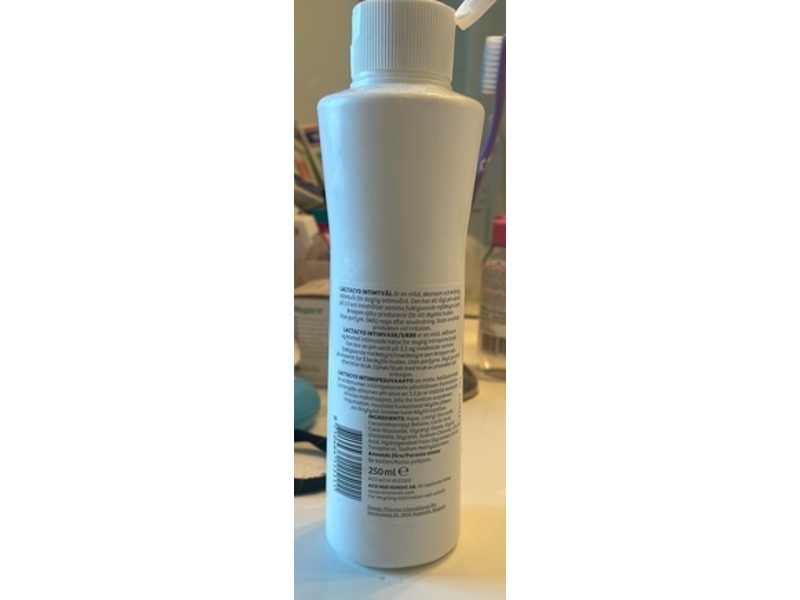 Lactacyd Intimate Soap, 250 mL