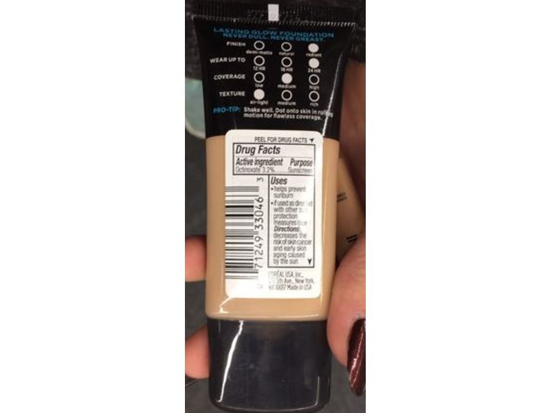 L'Oreal Paris Infallible Pro-Glow Foundation, Natural Beige, SPF 15, 1.0 fl oz/30 mL