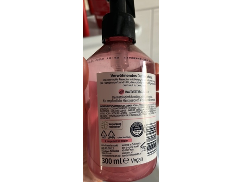 Balea Liquid Soap, Peony & Sandalwood, 300 mL