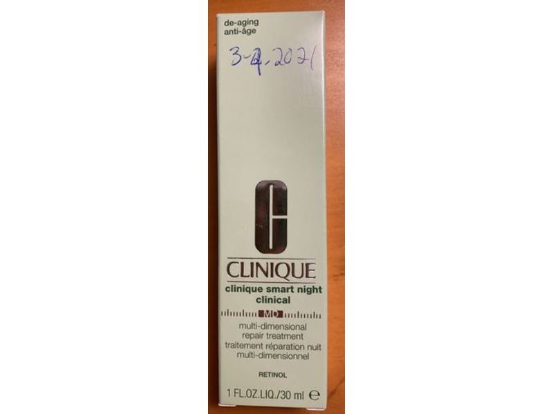 Clinique Smart Night Cream Clinical MD Multi-Dimensional Repair Treatment Retinol, 1 fl oz / 30 ml