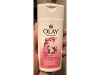 Olay Fresh Outlast Body Wash Cooling White Strawberry & Mint, 3 fl oz/89 mL - thumbnail 2