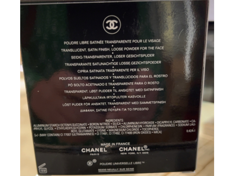 Chanel Poudre Universal Libre Poudre Libre Fini Naturel,20 Clair,1 oz/30 g