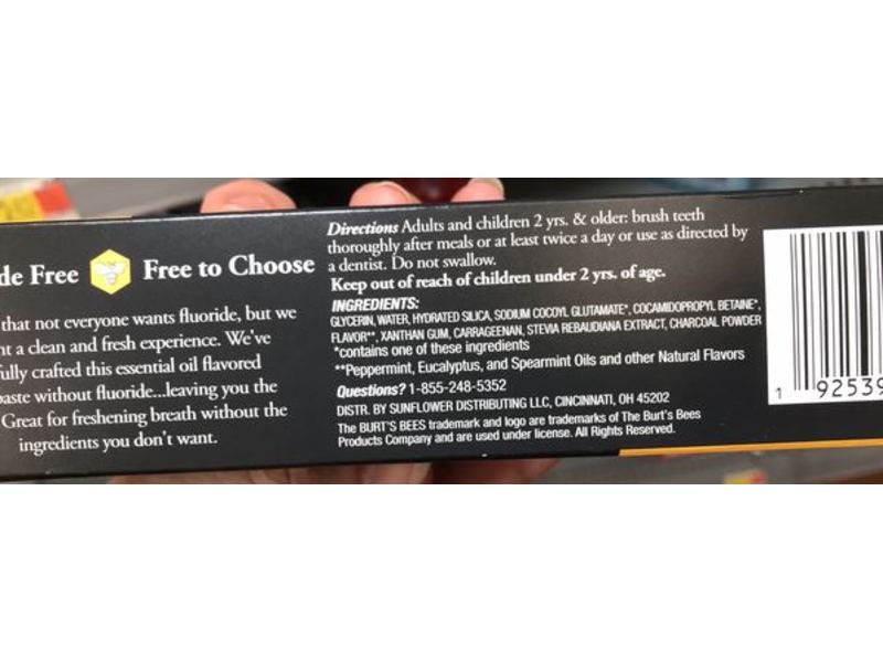 Burt's Bees Charcoal + Whitening Fluoride-Free Toothpaste, Zen Peppermint, 4.7 oz/133 g