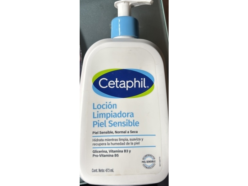 Cetaphil Facial Cleansing Lotion, 473 mL