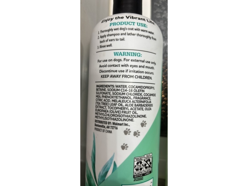 Vibrant Life Deodorizing Dog Shampoo, Green Tea, 24 fl oz/710 mL