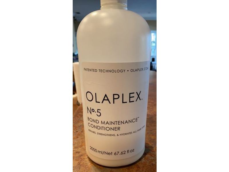 Olaplex No.5 Bond Maintenance Conditioner, 67.62 fl oz/2000 mL