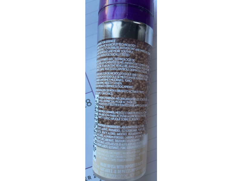 Covergirl Simply Ageless Skin Perfector Essence Foundation, 20 Light, 1 fl oz/30 mL