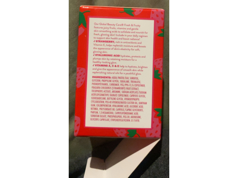 Global Beauty Care Fresh & Fruity Glowing Facial Moisturizer, Strawberry+Hyaluronic Acid, 1.7 fl oz/50 mL