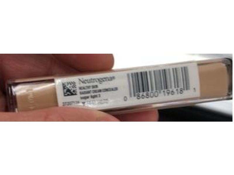 Neutrogena Radiant Brightening Cream Concealer, Sugar Light 03, 0.24 fl oz/7.1 mL