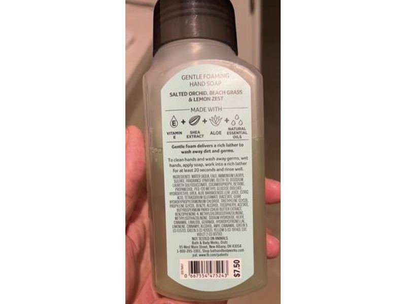 Bath & Body Works Gentle Foaming Hand Soap, White Barn, 8.75 fl oz/259 mL