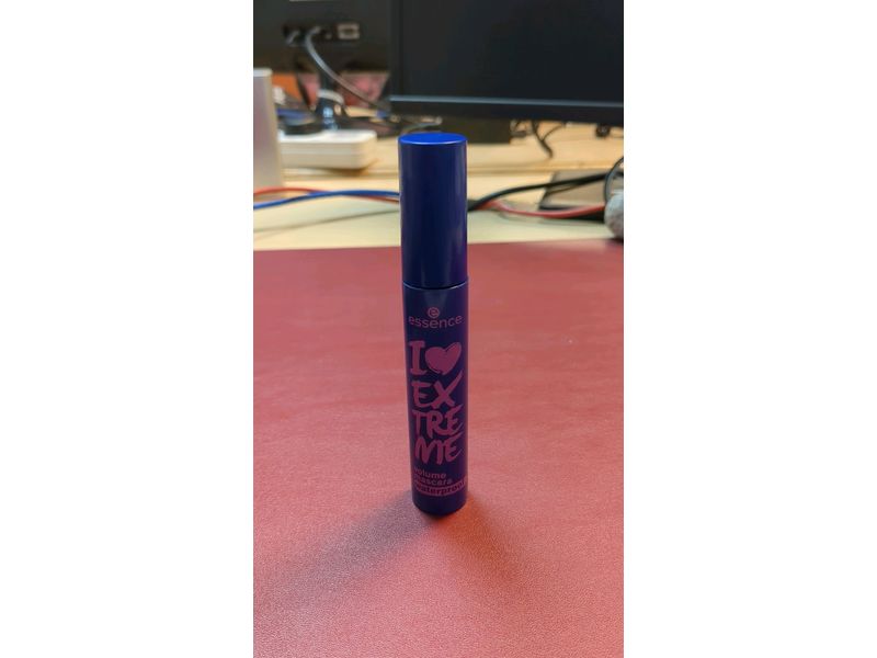 Essence I Love Extreme Waterproof Volume Mascara, Black, 0.40 fl oz/12 mL