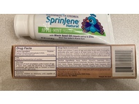 Sprinjene Natural Toothpaste, Apple-Mint, 3.5 oz - Image 4