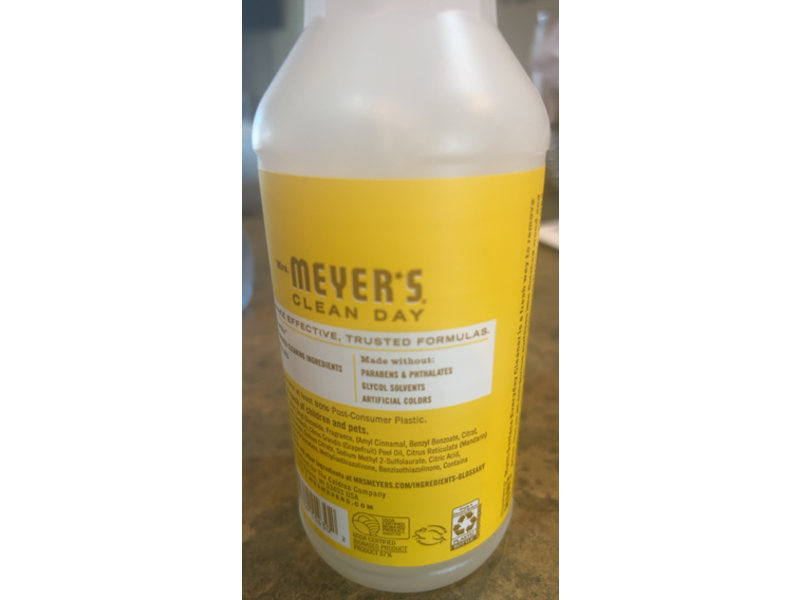 Mrs. Meyer's Clean Day Multi - Surface Everyday Cleaner, Daisy Scent, 16 fl oz/473 mL