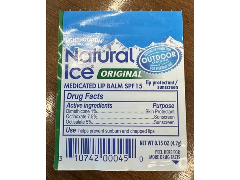 Mentholatum Natural Ice Medicated Lip Balm, SPF 15 Original, 0.15 oz/4.2 g, Pack Of 48