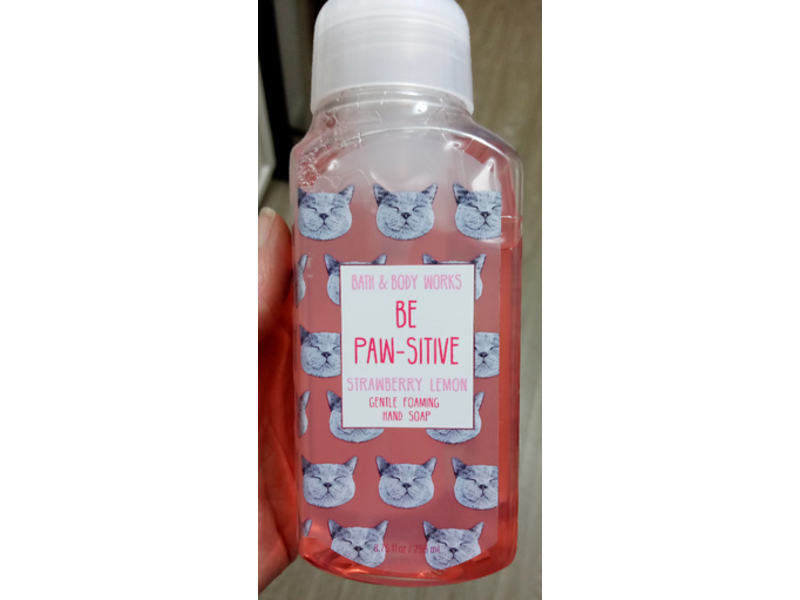 Bath & Body Works Be Paw-Sitive Gentle Foaming Hand Soap, Strawberry Lemon, 8.75 fl oz/255 mL