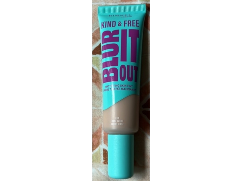 Rimmel London Blur It Out Mattifying Skin Tint, 010 Rose Ivory, 30 mL