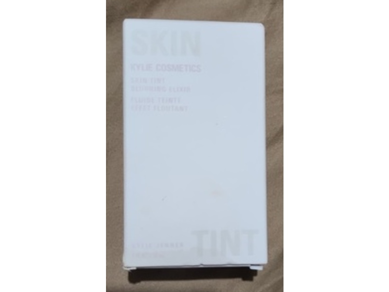 Kylie Cosmetics Skin Tint Blurring Elixir Foundation, 5W, 1 fl oz