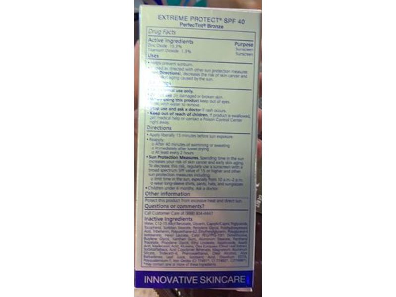 Is Clinical Extreme Protect, SPF 40, PerfecTint, Bronze, 3.5 oz/100 g