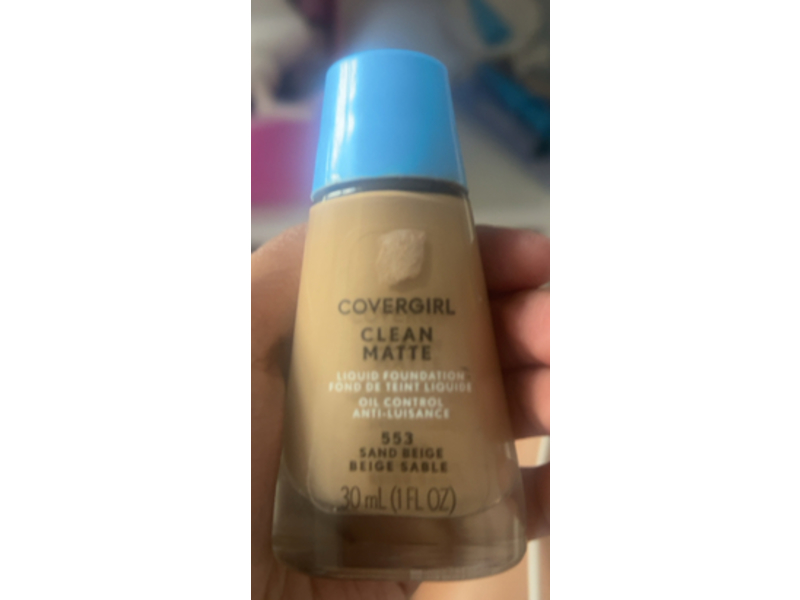 Covergirl Clean Matte Liquid Foundation, 553 Sand Beige, 1 fl oz/30 mL