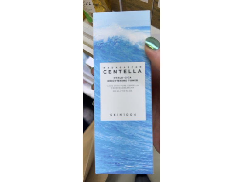 Madagascar Centella Hyalu-Cica Brightening Toner, 210 mL