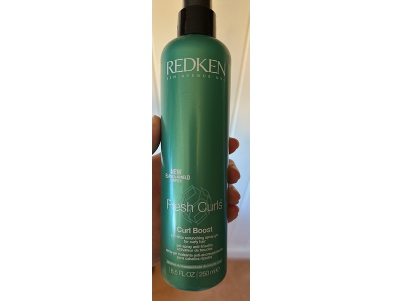Redken Fresh Curls Boost Anti-Frizz Scrunching Spray Gel, 8.5 fl oz/250 mL
