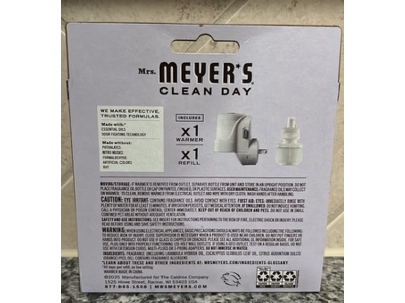 Mrs. Meyer's Clean Day Premium Scented Oil Diffuser Kit, Lavender