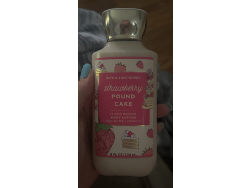 Bath & Body Works Body Lotion, Strawberry Pound Cake, 8 fl oz/236 mL, Pack Of 2