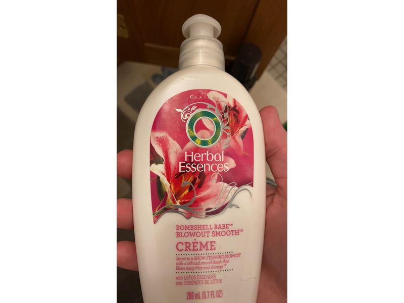 Herbal Essences Bombshell Babe Blowout Smooth Creme, Lotus Essences, 6.7 fl oz/200 mL