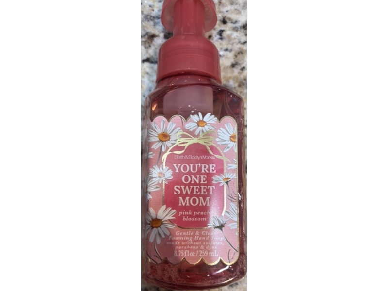 Bath & Body Works Gentle & Clean Foaming Hand Soap, You're One Sweet Mom, 8.75 fl oz/259 mL
