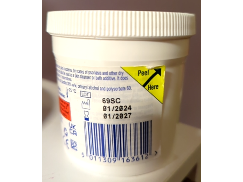 Zeroderma 3 In 1 Ointment, 125 g