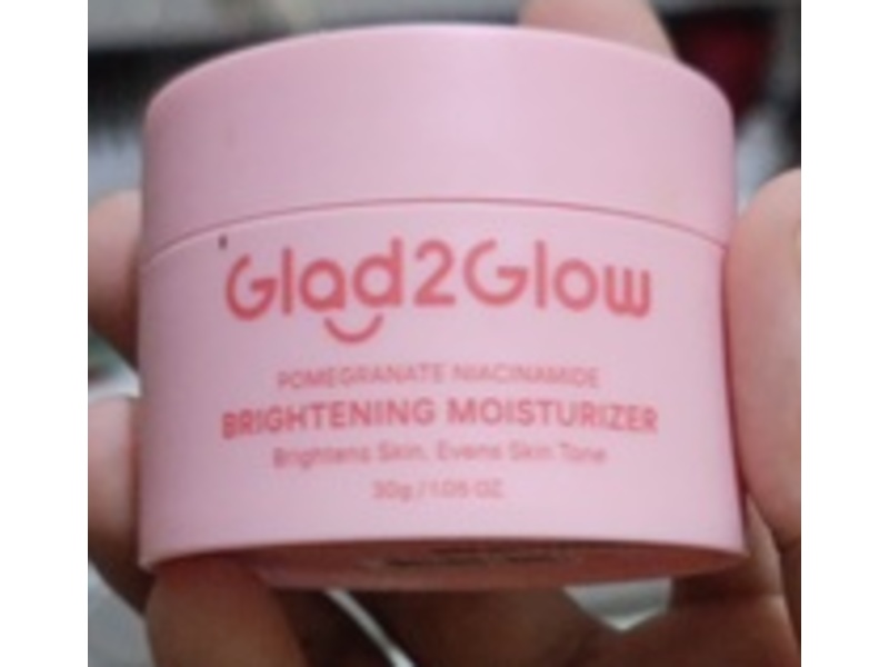Glad2glow Brightening Moisturizer, Pomegranate Niacinamide, 1.05 fl oz/30 g