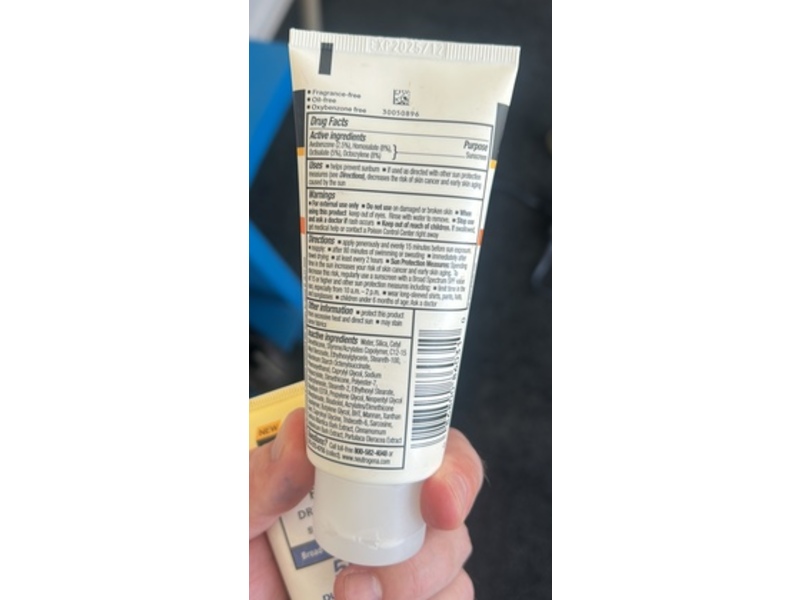 Neutrogena Clear Face Sunscreen, SPF 30, 3 fl oz/88 mL