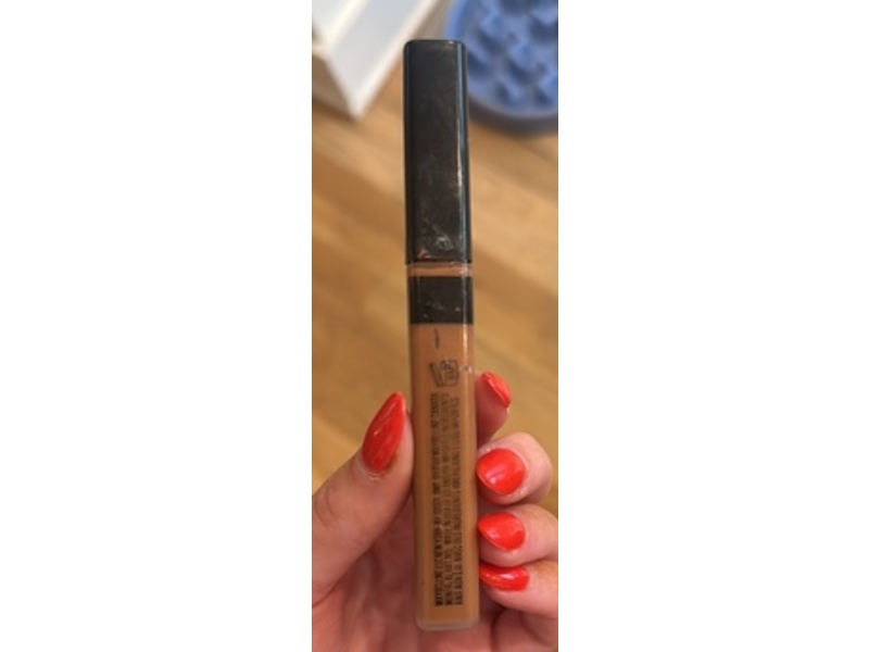 Maybelline New York Fit Me Liquid Concealer, Hazelnut, 0.23 fl oz/6.8 mL