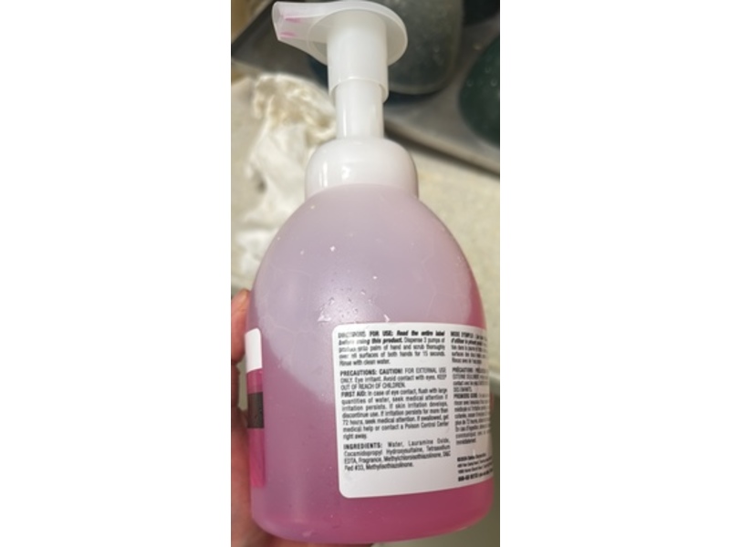 Betco Pink Foaming Skin Cleanser, 18.5 fl oz/550 mL